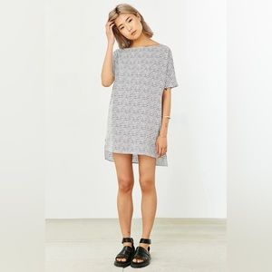 Ilana Kohn x Urban Outfitters patterned tunic/dress with buttons up back